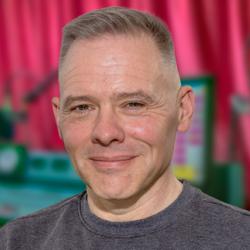 Neil Lucas